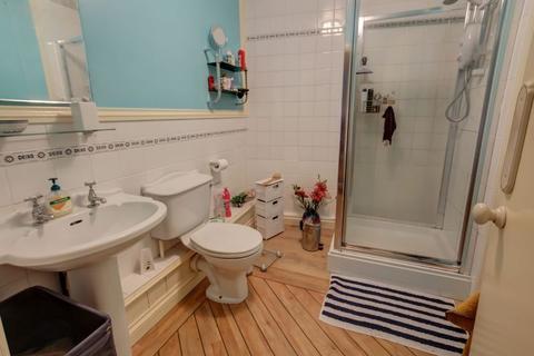 Flat 3, 25 Friars Walk, Exeter, EX2 4AY