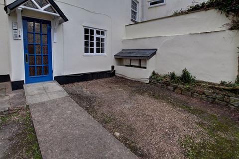 Flat 3, 25 Friars Walk, Exeter, EX2 4AY