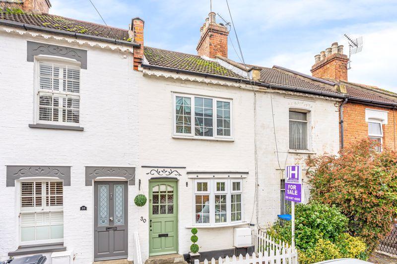 Chase Side Crescent, Enfield 2 bed terraced house £399,995