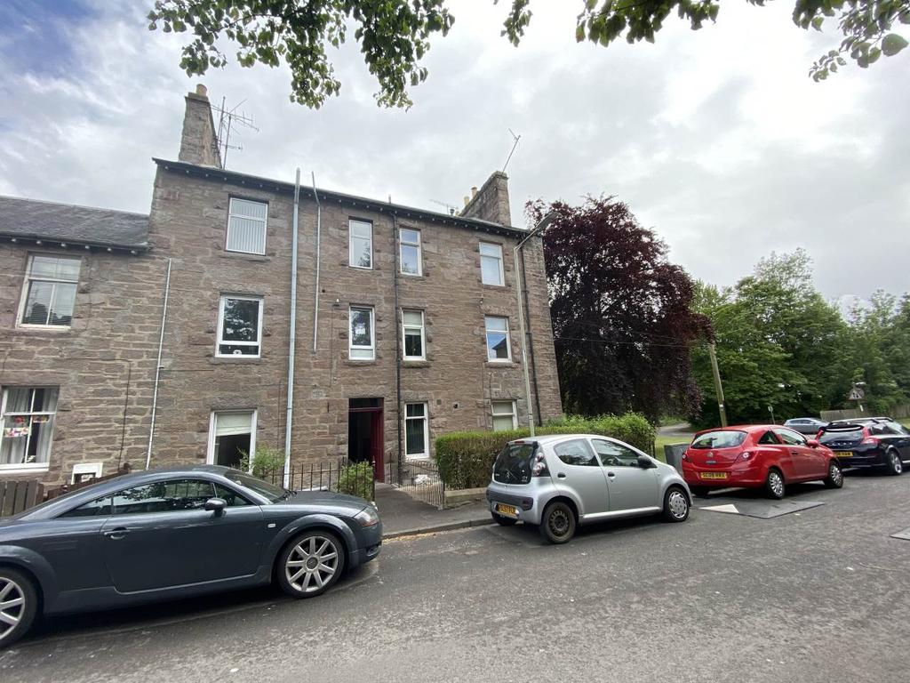 Low Road, Perth, 1 bed flat £450 pcm (£104 pw)