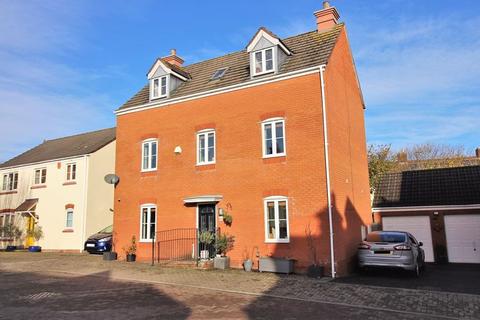 93 Brutton Way, Chard, TA20 2HB