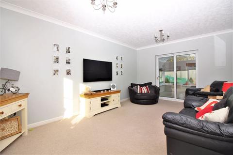 93 Brutton Way, Chard, TA20 2HB