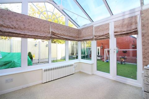 93 Brutton Way, Chard, TA20 2HB