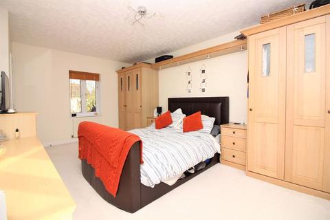 93 Brutton Way, Chard, TA20 2HB