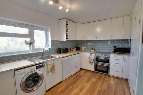 13 Talbot Road, Trowbridge, BA14 9JP