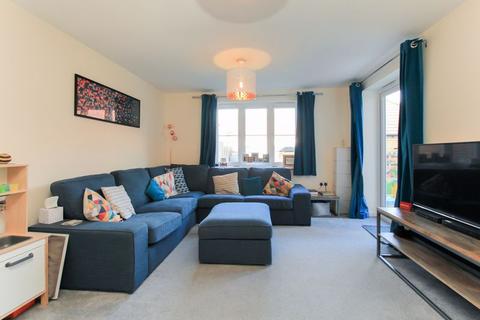 2 Dunnock Close, Hemel Hempstead, HP3 0FS