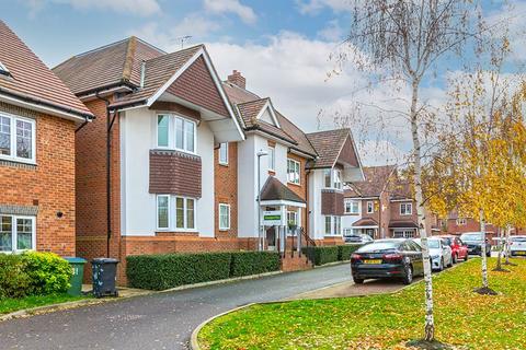 39 Poplar Road, Esher, KT10 0DD