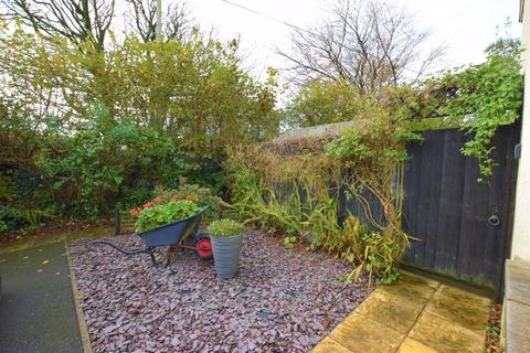 2 Farriers Green, Valley Truckle, Camelford, PL32 9QY