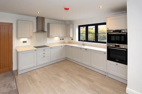 2 bedroom apartment for sale - WOMBOURNE, Mary Bond Court