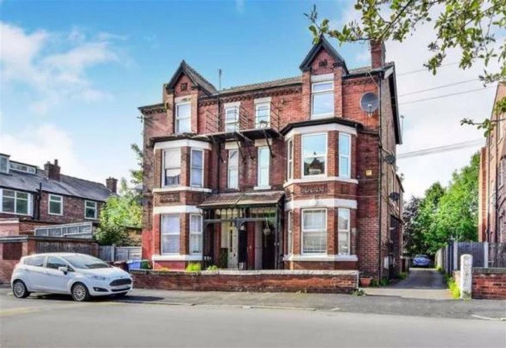 98 Clarendon Road, Whalley Range 1 bed flat £450 pcm (£104 pw)