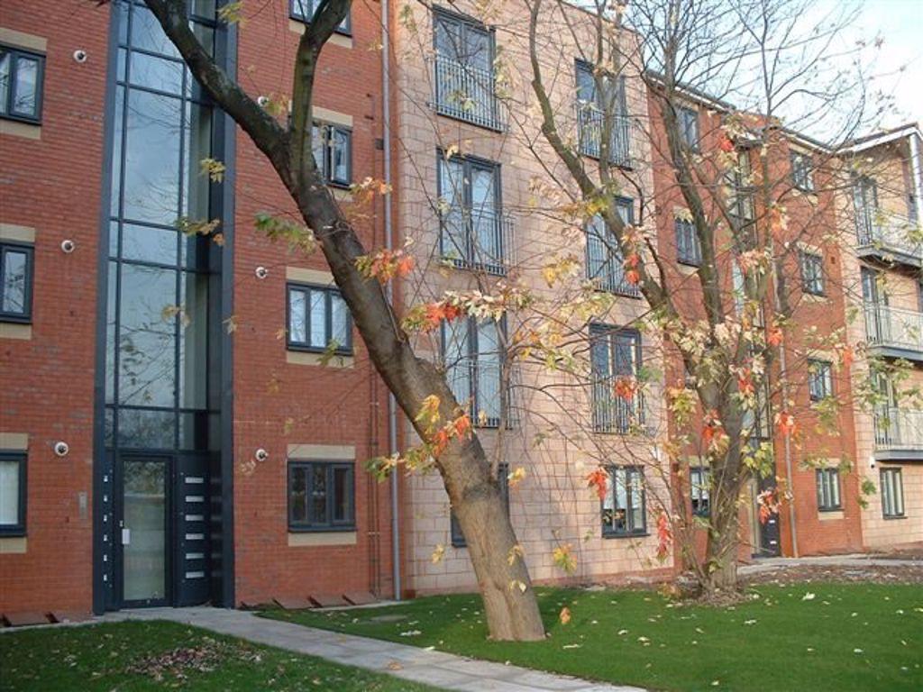 Stretford Road, Manchester 2 bed flat to rent £104 pppw
