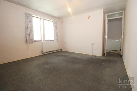 28 Cherry Tree Green, Hertford, SG14 2HP