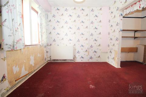 28 Cherry Tree Green, Hertford, SG14 2HP