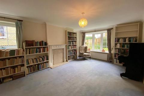 52 Bradford Road, Burley In Wharfedale, Ilkley, LS29 7PU