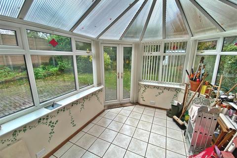 52 Bradford Road, Burley In Wharfedale, Ilkley, LS29 7PU