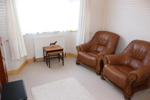 14 Coxs Close, Nuneaton, CV10 7ET