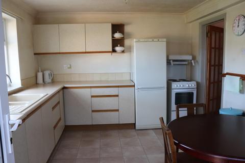 14 Coxs Close, Nuneaton, CV10 7ET