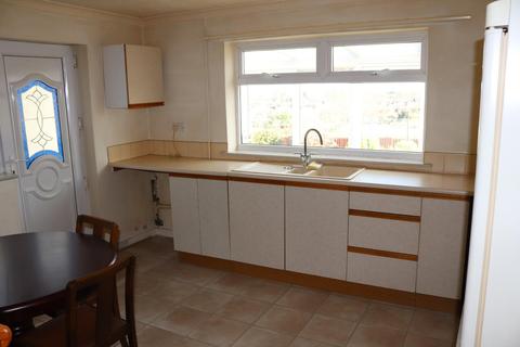 14 Coxs Close, Nuneaton, CV10 7ET