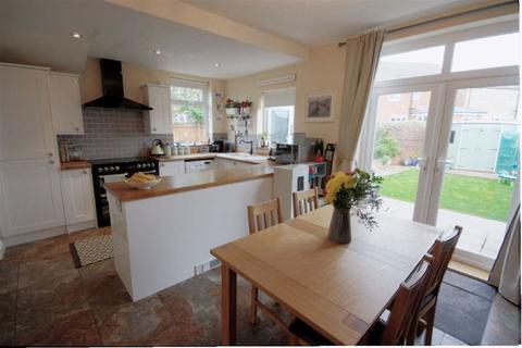 46 Willow Road, St Helens, WA10 4AJ