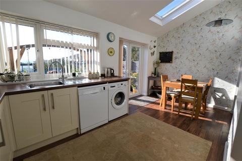 16 Westfields Close, Bromyard, HR7 4EW