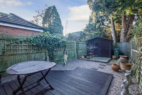 4 Forest Mews, Horsham, RH12 4GG