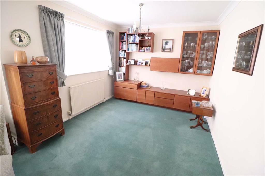 Newbold Terrace East, Leamington Spa... 3 bed detached bungalow £525,000
