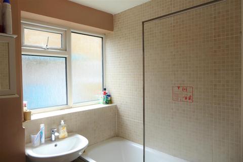 45 Guernsey Close, Hounslow, TW5 0PH