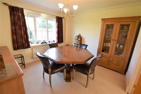 21 Lower Drive, Besford, Worcester, WR8 9AH