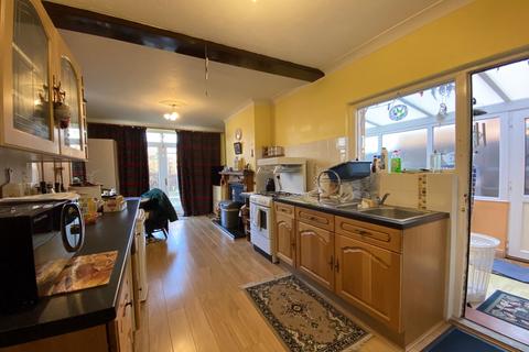 93 Norton Road, Northampton, NN2 7TL