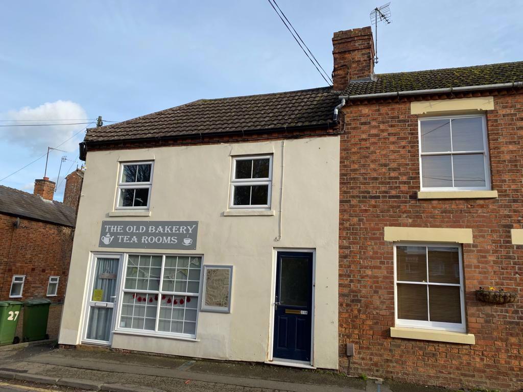 Station Road, Earls Barton, Northampton 1 bed apartment £550 pcm (£