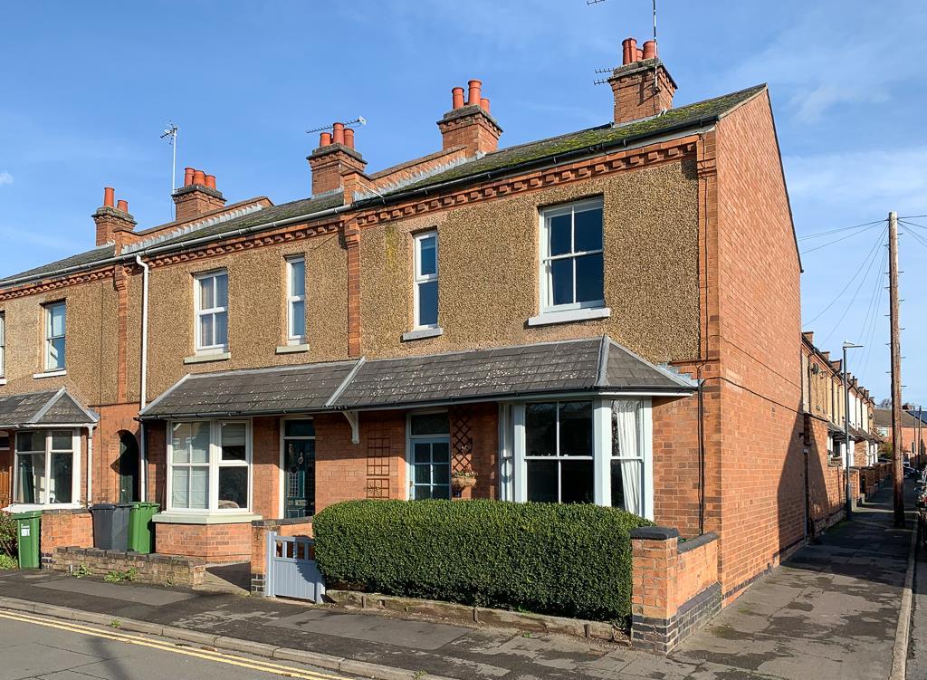 Old Milverton Road, Leamington Spa 3 bed end of terrace house £345,000