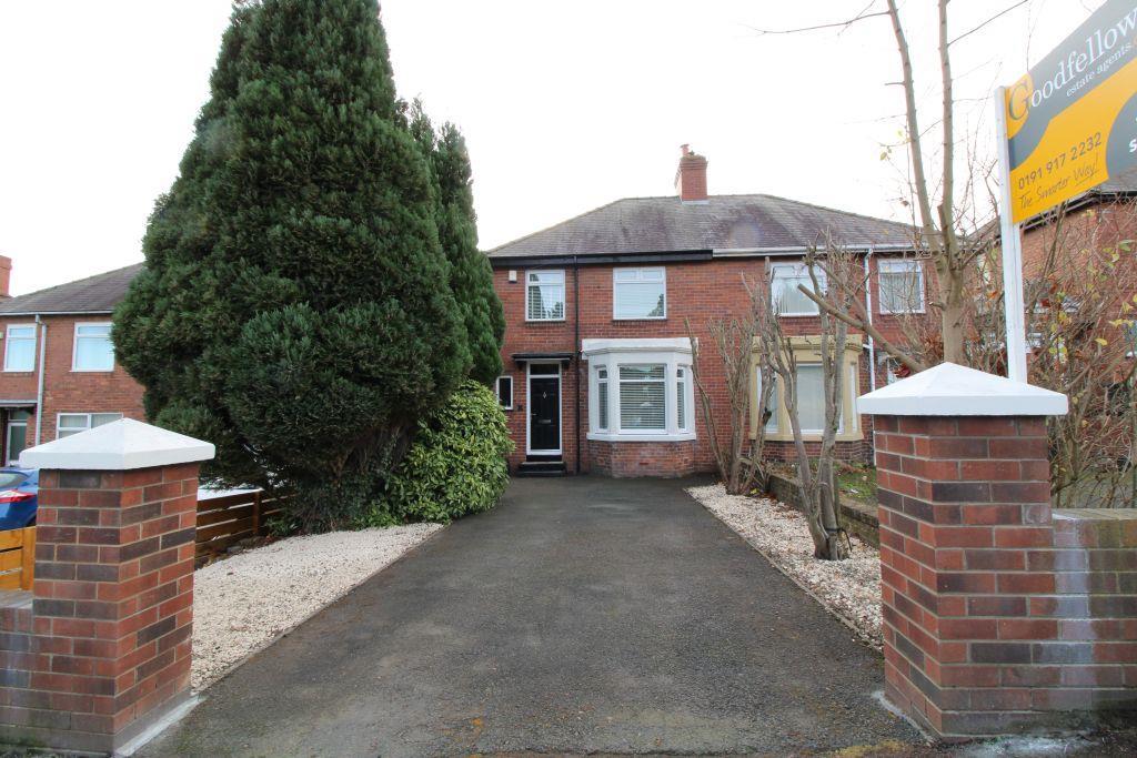 Hexham Road, Throckley, Newcastle Upon Tyne 3 bed semidetached house