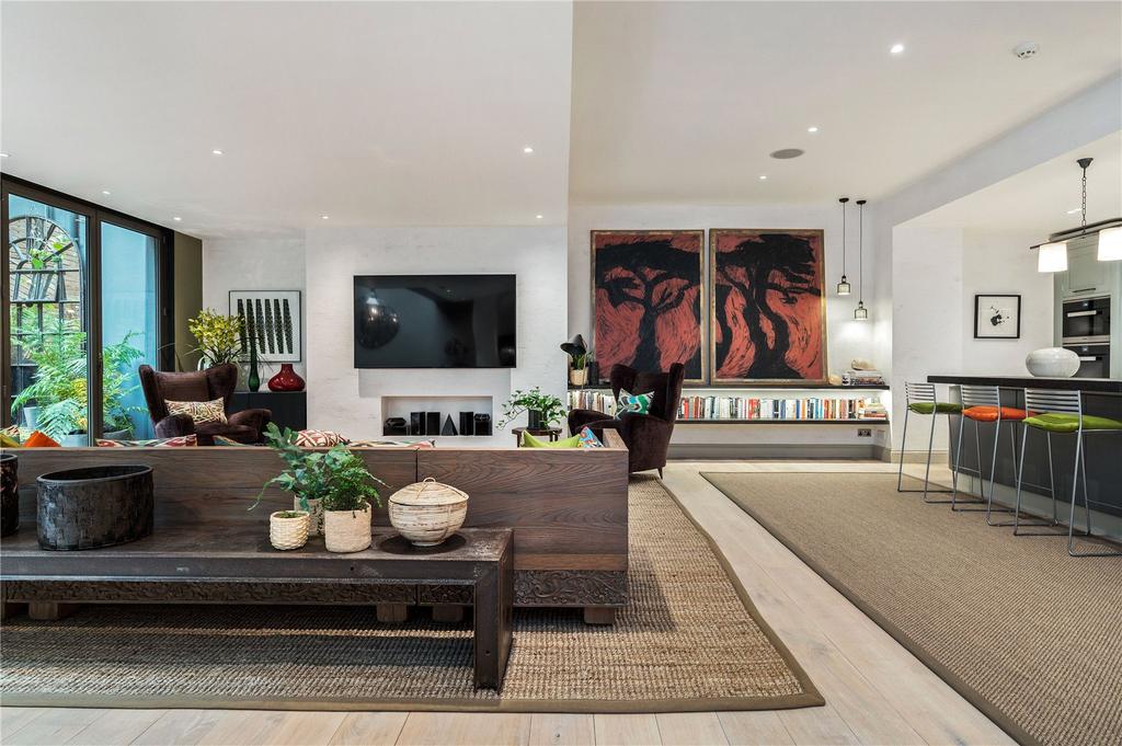 Kitchen/Reception