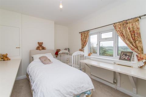 1 Higher Ley, Nymet Rowland, Crediton, EX17 6AJ