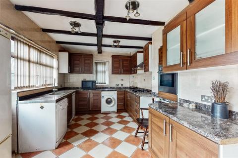 2 Campden Crescent, Wembley, HA0 3JQ