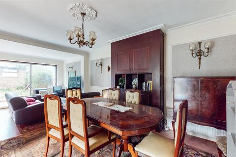 2 Campden Crescent, Wembley, HA0 3JQ