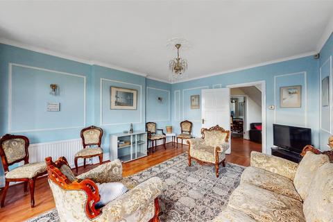 2 Campden Crescent, Wembley, HA0 3JQ
