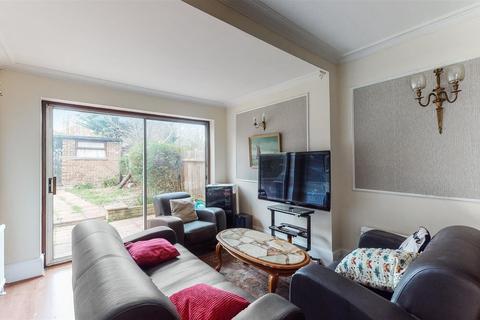 2 Campden Crescent, Wembley, HA0 3JQ