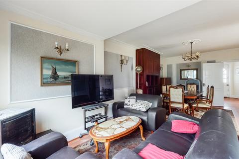 2 Campden Crescent, Wembley, HA0 3JQ