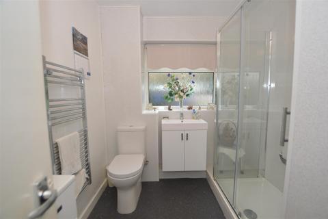 7 Ash Grove, Brighouse, HD6 1RB