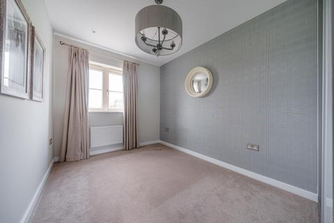 4 bedroom detached house to rent, Banbury,  Oxfordshire,  OX16