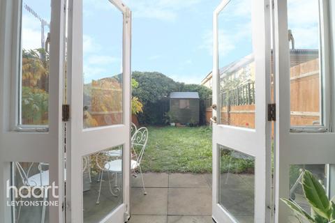 87 Orange Grove, London, E11 4LP