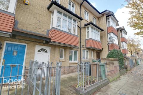 87 Orange Grove, London, E11 4LP