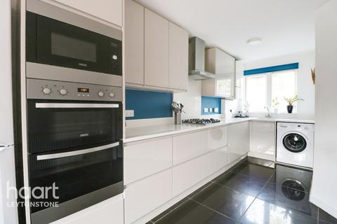 87 Orange Grove, London, E11 4LP
