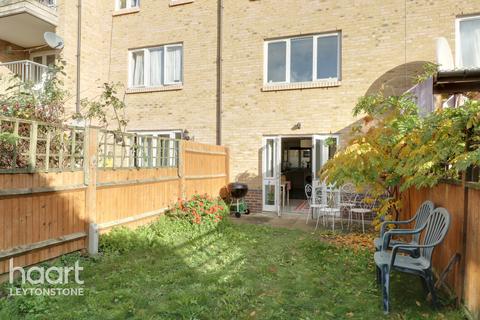 87 Orange Grove, London, E11 4LP