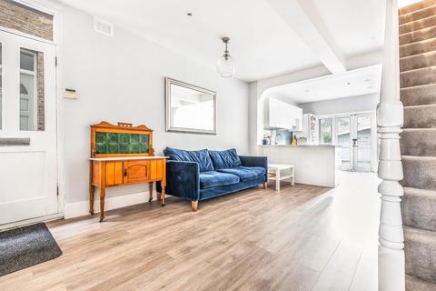 32 Hardman Road, Kingston Upon Thames, KT2 6RH