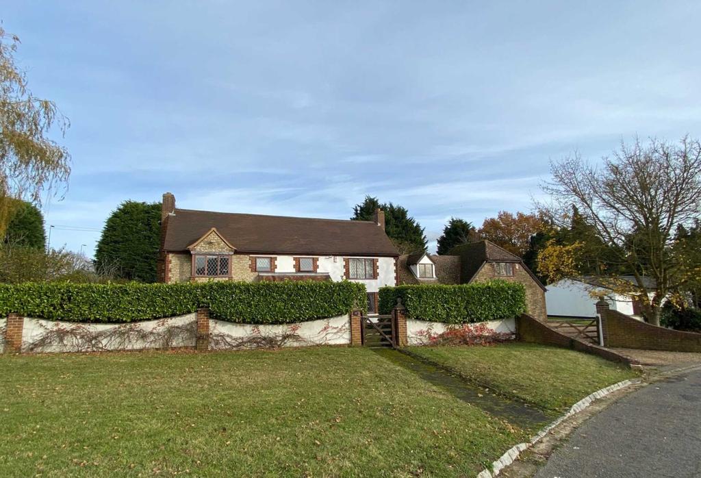 Henley Road, Nuneham Courtenay 7 bed detached house £975,000