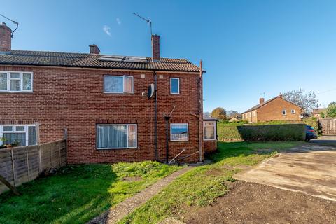 42 Charsley Close, Little Chalfont, Amersham, HP6 6QH