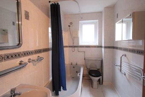 20 Broomspring Close, Sheffield, S3 7XA