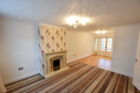 5 Ash Close, Clacton-on-sea, CO15 2DE